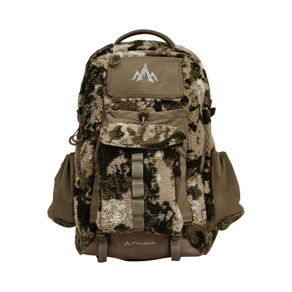 Pnuma Highpoint Treestand Pack, built with fleece makes it the best quiet hunting backpack out there.