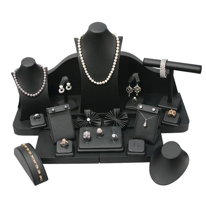 SET65BK 24-Piece Black Leatherette Display Set